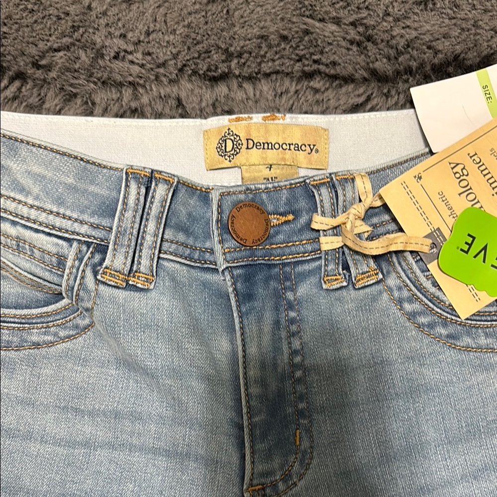 Democracy Women's Light Blue Jeans